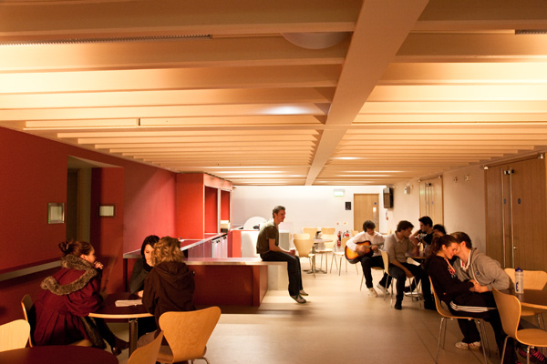 E15 Acting School & Theatre